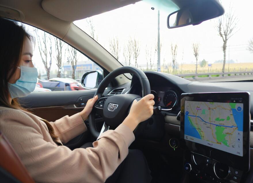 2025年10月上海考驾照最快多久能拿证?